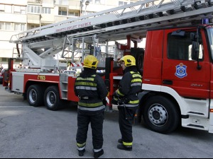 Пожар у магацину на Звездари