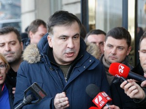 Сакашвили више од месец дана штрајкује глађу, пребачен у затворску болницу