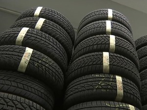 Постоје и "хотели" за гуме – потражња велика, отварају се "листе чекања"