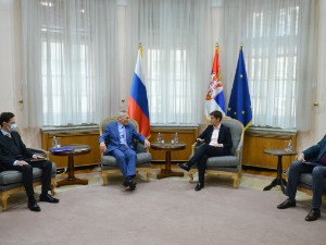 Боцан-Харченко уручио премијерки позив за учешће на Међународном експортном форуму