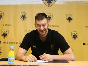 Јеловац стабилно, имао је мождани удар
