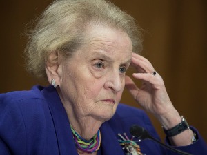 Медлин Олбрајт у 85. години ступа на нову функцију