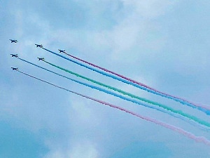 Фарбање аутомобила из ваздуха као још један олимпијски малер који је задесио Токио