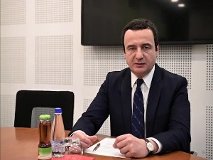 Курти: Гласао бих на демократском референдуму за уједињење са Албанијом