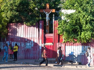 Хаити, ослобођено двоје од 17 отетих мисионара