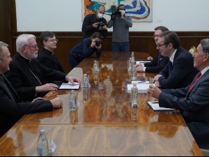 Вучић са секретаром Свете столице, односи засновани на међусобном поштовању