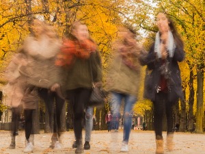Да ли заиста на младима свет остаје – како да се њихов глас више чује