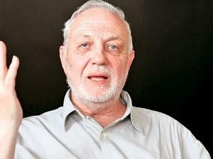 In Memoriam: Александар Петров (1938-2021)