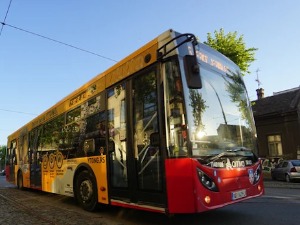 Путник повређен у аутобусу, антифриз му капнуо у око