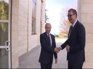 РИА Новости о Србији и Вучићу: Врата се, каже Библија, отварају ономе ко на њих куца