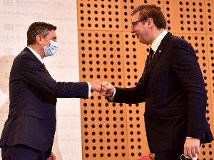 Пахор долази у посету Србији, у недељу са Вучићем