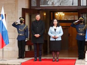 Пахор у Приштини: Поштовати споразуме из Брисела, укључујући и ЗСО