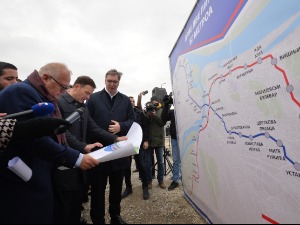 Вучић обишао радове на метроу: Овде се дешава историја