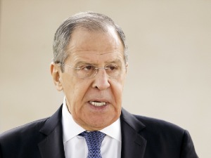 Лавров: НАТО опет провоцира - пребацује војну опрему близу руских граница