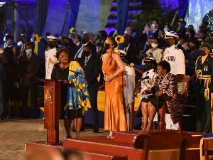 Барбадос и званично република, Елизабета Друга више није на челу тог карипског острва