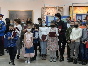 Уручене награде победницима конкурса "Наш војник, наш херој"