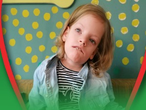 Малој Даници потребна помоћ за лечење, новац прикупљају и средњошколци из Прокупља