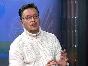 Profesor Šakić otkriva koja je vakcina najdelotvornija protiv omikrona Profesor Šakić otkriva koja je vakcina najdelotvornija protiv omikrona