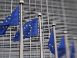 Из Брисела нема потврде о састанку Вучића и Куртија следеће недеље