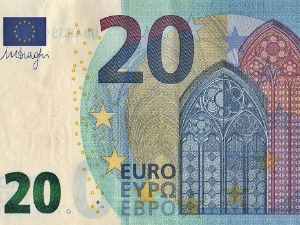 Наставља се исплата 20 евра државне помоћи грађанима