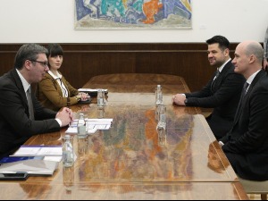 Вучић са директором Светског економског форума о Давосу и ситуацији у региону