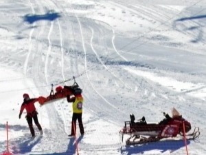 Почело је скијање - сви тренирају прву помоћ, а Горска служба је ради и примењује на терену