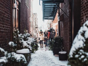 Јутарњи програм из три студија