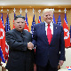 Трамп тврди да је Киму дао прави поклон – касету са песмом „Рокетмен“