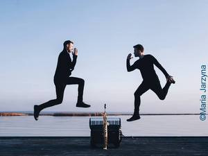 Век хармонике – Алијада: Исток Запад