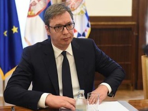 Вучић честитао Фијали: Посвећени смо развоју сарадње са Чешком 