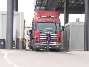 Приштина поново блокира Цефту,  највећу штету трпе привреда и грађани  