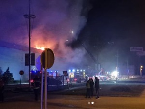 Пожар у Темпо центру у Новом Саду, нема повређених