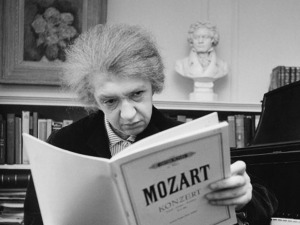        Клара Хаскил: Мистерија пијанизма