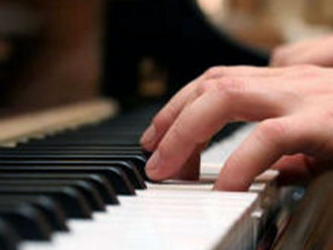        Пета пролећна клавирска фешта: Квартет Артис и Дејан Синадиновић