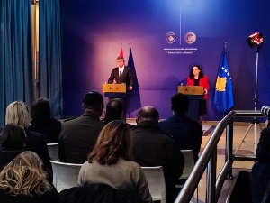 Милановић у Приштини: Намера Србије да се прикључи ЕУ је хипотетичка