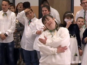 Установа за децу и младе у Сремчици спремна за празнике, брига о најмлађим најважнији задатак