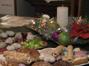 Припреме за Бадње вече код Словака у Падини