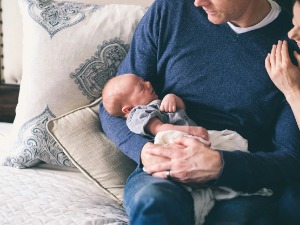 Новим мерама до више беба – ко ће све имати право на помоћ при куповини стана