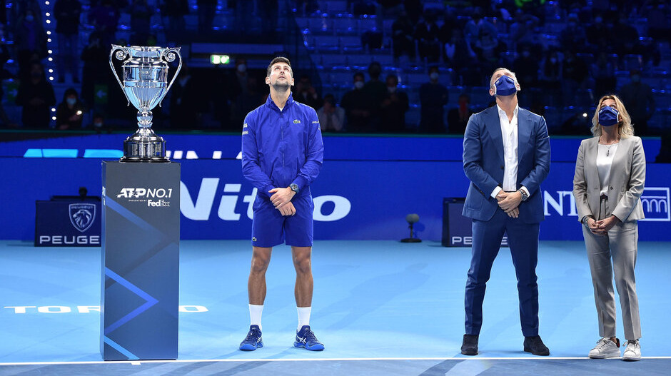 Новак годину завршава 353. седмицом на првом месту