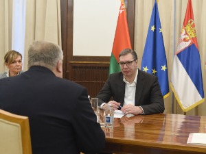 Вучић са амбасадором Белорусије: Србија не жели да отежава ситуацију