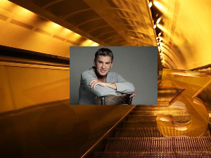        Живим своју уметност:  Портрет тенора Зорана Тодоровића