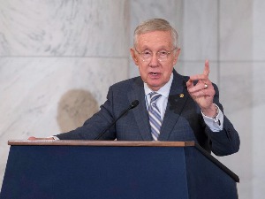 Преминуо Хари Рид, дугогодишњи лидер демократа у Сенату