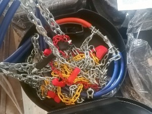 Тона непријављених ланаца за снег откривена на Градини