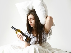 Сезона је мамурлука – како се најбоље лечи