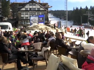 На Копаонику се тражи место више, гужве и на стазама и покрај њих