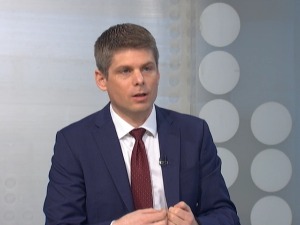 Гујон: Србима на КиМ потребна солидарност и испружена рука која ће им показати да нису сами