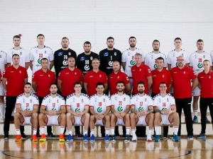 Корона против рукомета