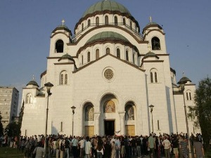 Поноћна Божићна литургија из Храма Сетог Саве