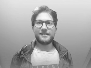 Преминуо сценариста Лука Курјачки