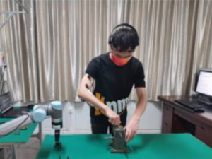 Робот који чита мисли тестиран на људима